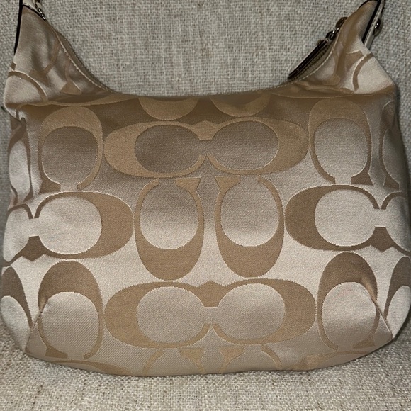 Coach hobo bag - Picture 4 of 15